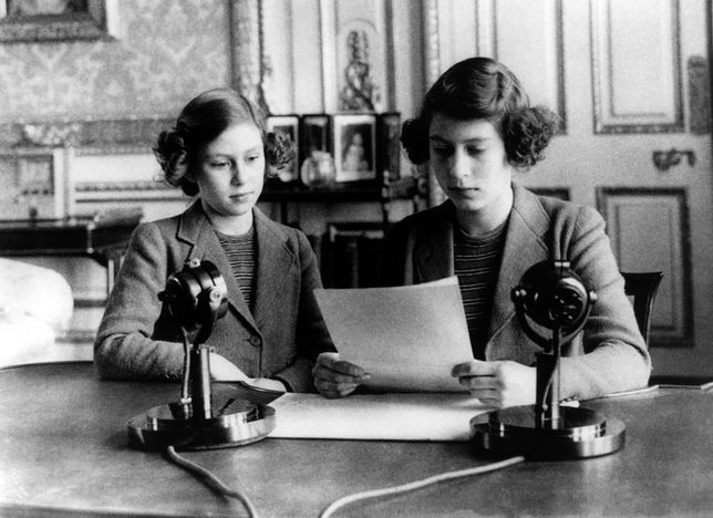 13 października 1940 r. Księżniczka Elżbieta i jej pierwsze przemówienie radiowe