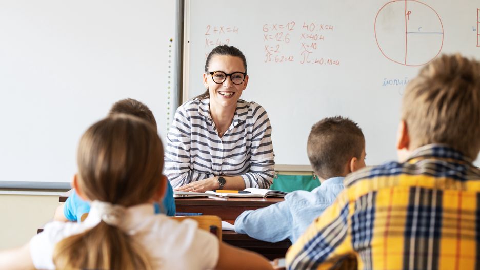 school, teacher, lecture, kids, classroom, group, education, boy, girl, female, elementary, class room, children, classmate, child, class, happy, kid, learn, library, people, primary, pupil, schoolboy, small, smiling, student, study, studying, young, lesson