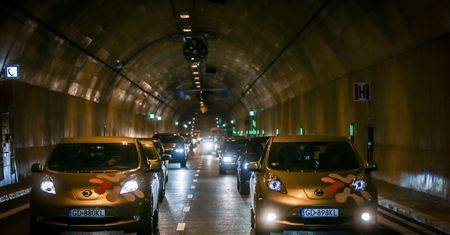 Nowy rekord w tunelu na zakopiance. Tyle aut przejechało w niedzielę
