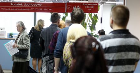 "Życie ponad stan". Takie donosy od Polaków dostaje skarbówka