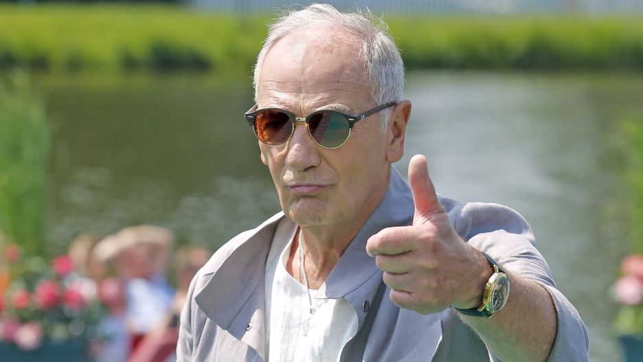 scena z: Karol Strasburger, SK:, , fot. Podlewski/AKPAPokaz charytatywny "Gwiazdy Dzieciom" - edycja letnia, czerwiec 2022, Karol Strasburger