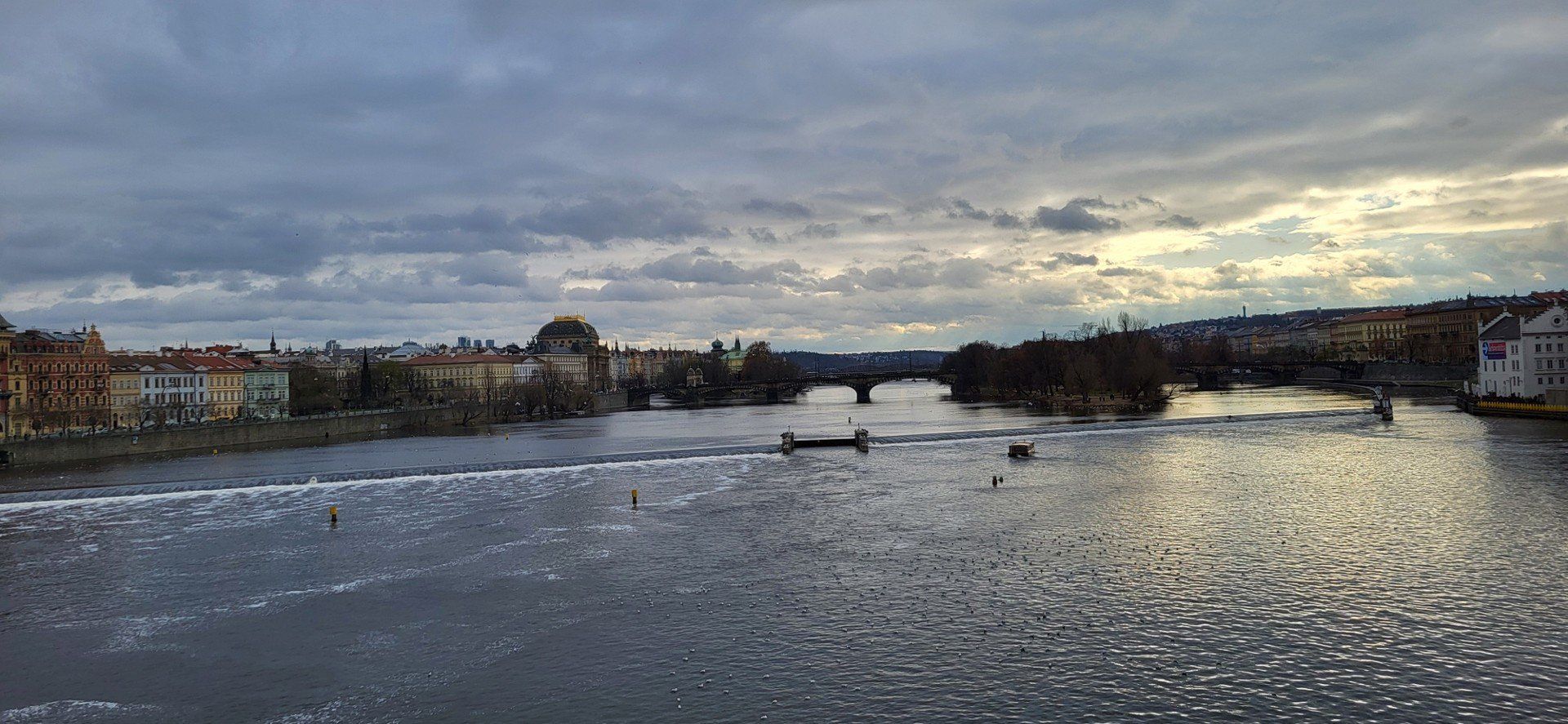 Praga i jarmarki świąteczne