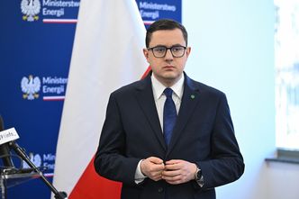 "A kto je odbuduje?". Minister odpowiada na pytanie ws. zapasów paliw