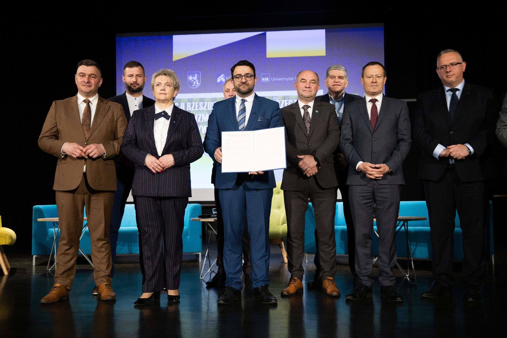 Samorządowcy z Aglomeracji Rzeszowskiej apelują do Donalda Tuska o przyznanie dodatkowych pieniędzy na inwestycje poprawiające bezpieczeństwo mieszkańców