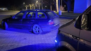 Krzeszów: Nerwowy 19-latek pytał policjantów o konsekwencje jazdy po narkotykach. Wpadł na własne życzenie