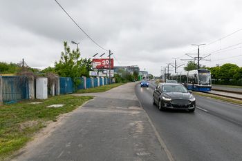 Na Fordońskiej nowe osiedle, ale nie będzie przejścia dla pieszych. Najbliższe przejścia dzieli ok. 700 metrów