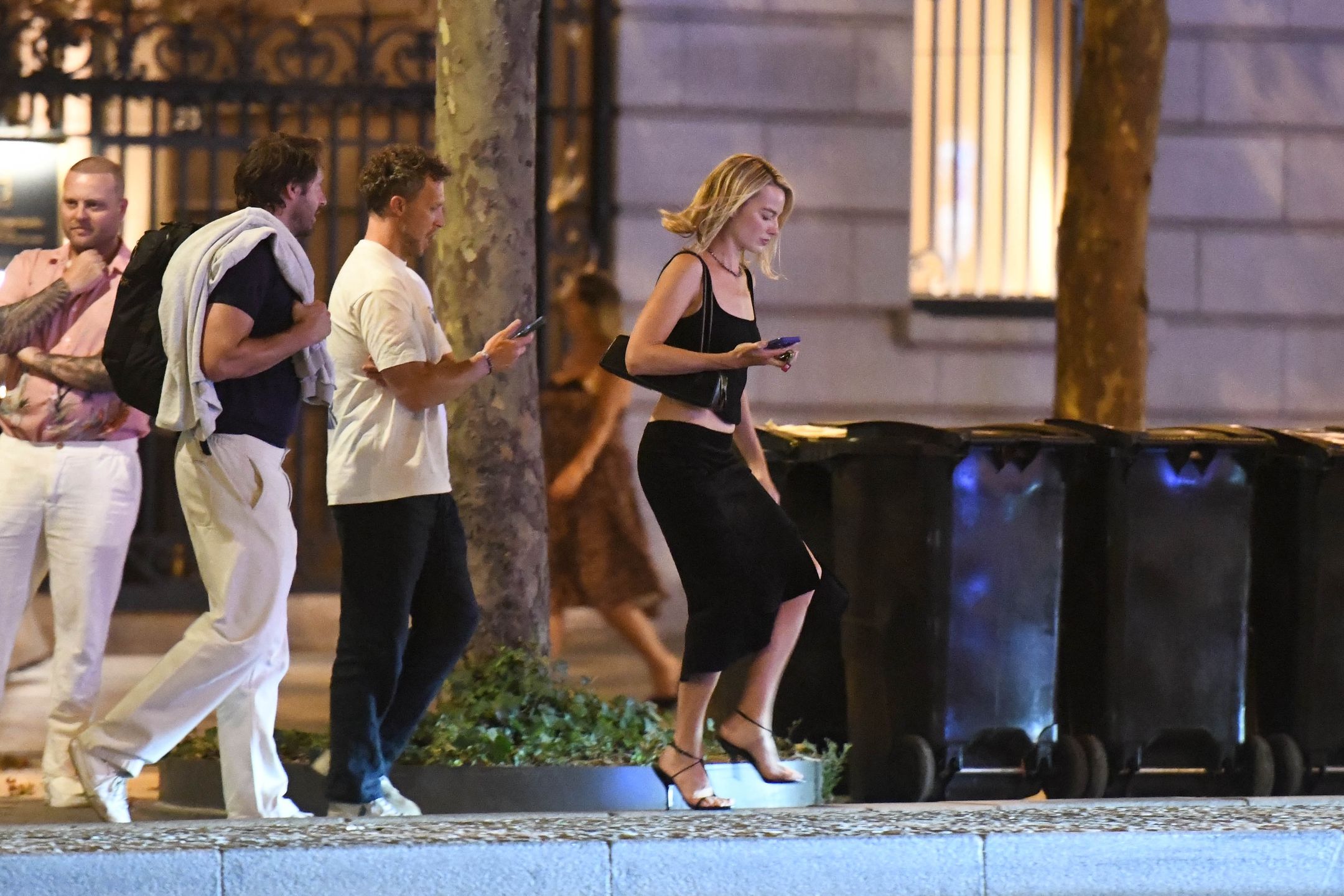 Margot Robbie i Tom Ackerley