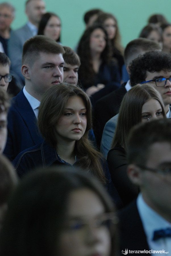 zakończenie roku maturzystów w I LO im. Ziemi Kujawskiej