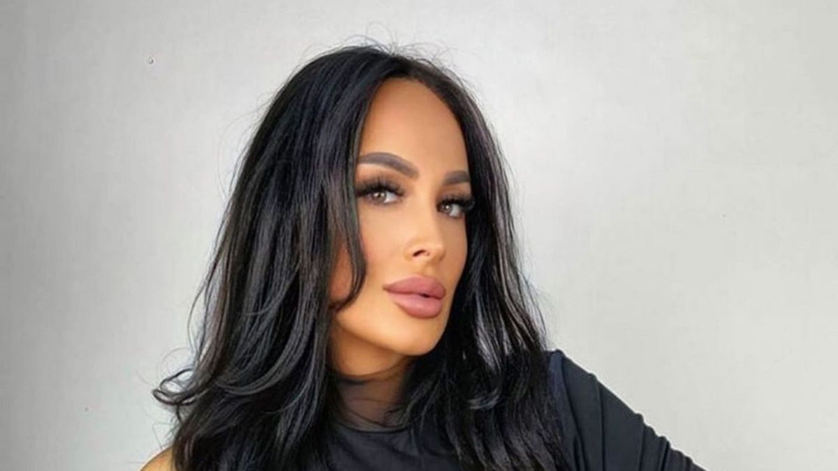 Madalina Daminuta sprzedaje nagie zdjęcia w sieci