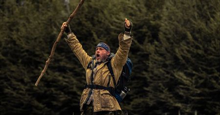 "To prawdziwa bestia". Nowy Brad Pitt na łonie przyrody