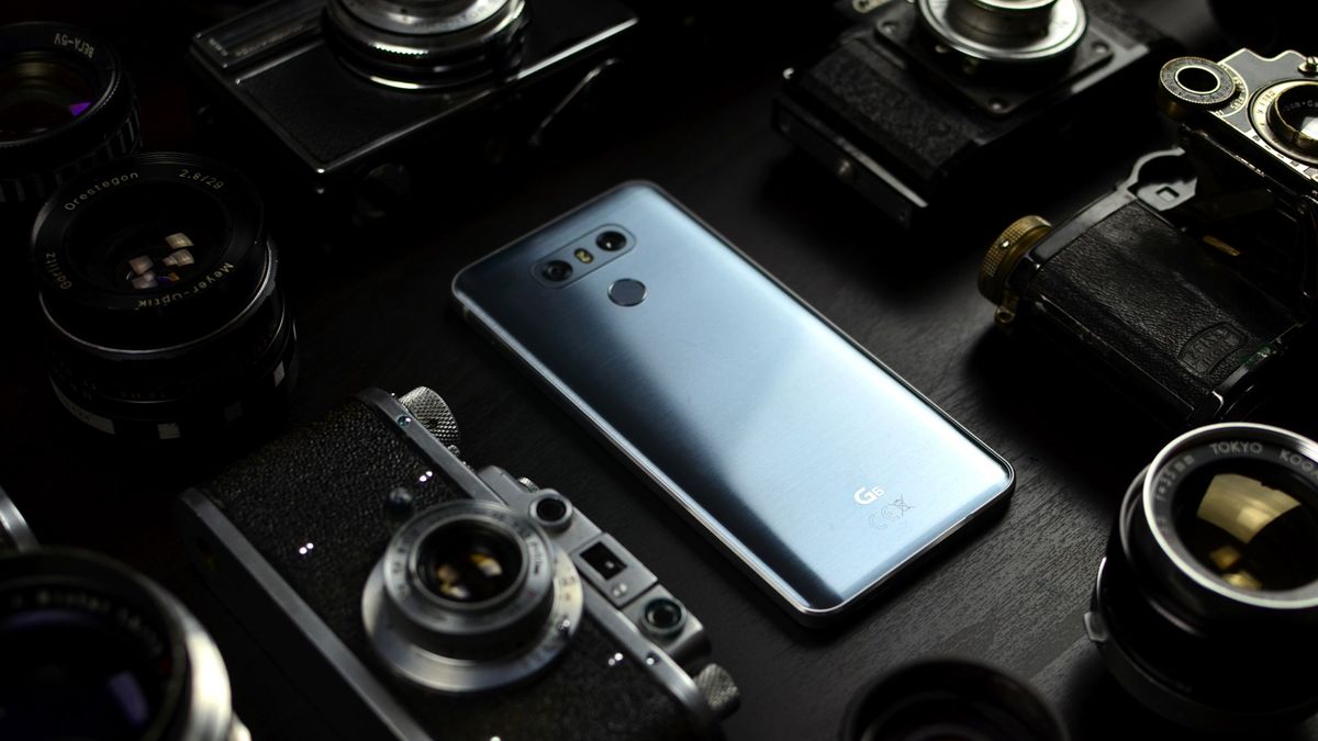 #wSkrócie: LG X Charge, niższa cena LG G6, nowe wieści o Galaxy Note 8 i Huaweiu Mate 10 oraz letnia promocja Sony 1