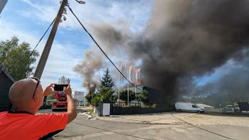 Siemianowice Śląskie: Pożar, rzecznik MSWiA: Przyczyną była laserowa maszyna do cięcia, nie podpalenie