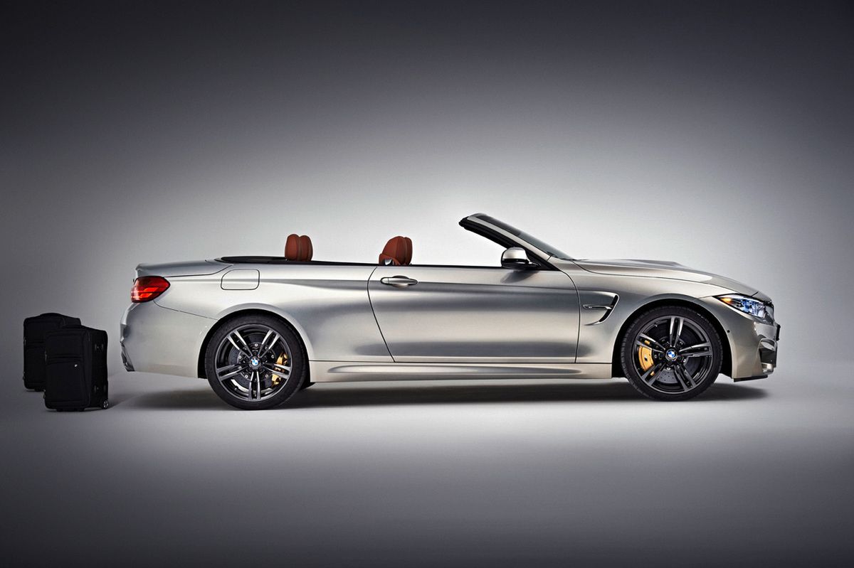 Ogromna galeria zdjęć z kabrioletem BMW M4 203