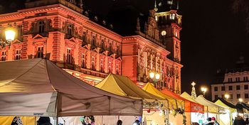 Bielsko-Biała: Bożonarodzeniowy Jarmark. Stragany, warsztaty i koncerty