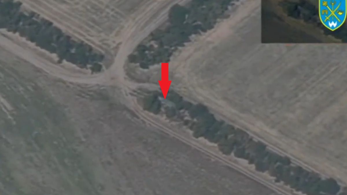 Radar rosyjskiego systemu przeciwlotniczego Buk-M3 tuż przed zniszczeniem.