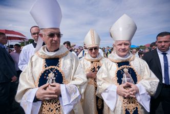 Afera w Watykanie. Wyprowadzili setki milionów euro, które miały trafić do biednych