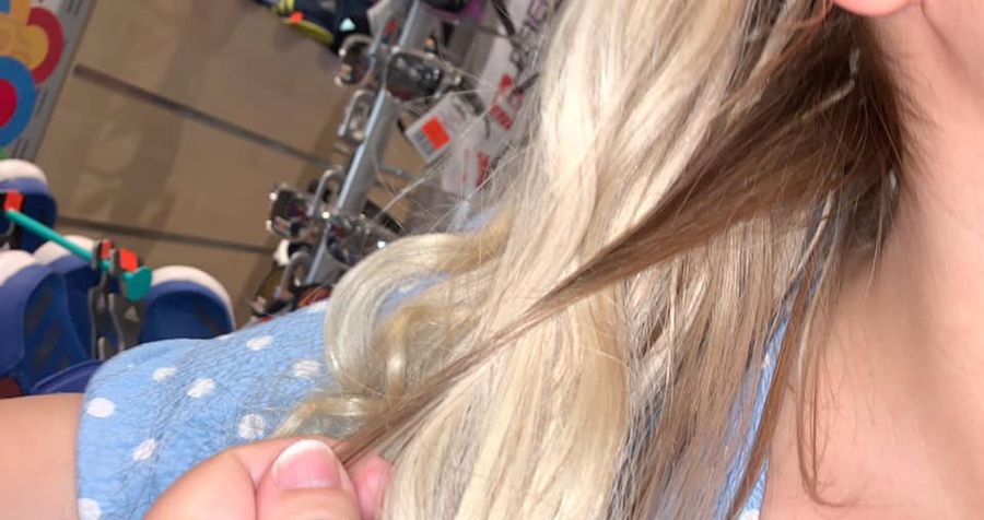 Efekt usług Hollywood Hair