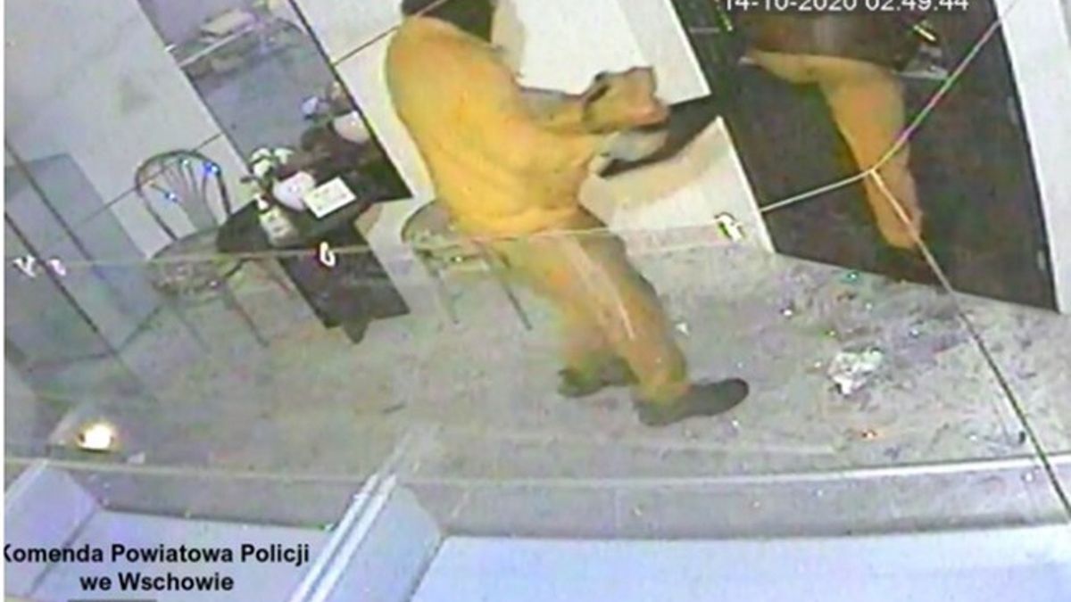 Mężczyźni okradli jubilera