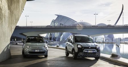 Fiat 500 i Panda debiutują jako miękkie hybrydy. Wykorzystują nowy silnik 1.0 FireFly