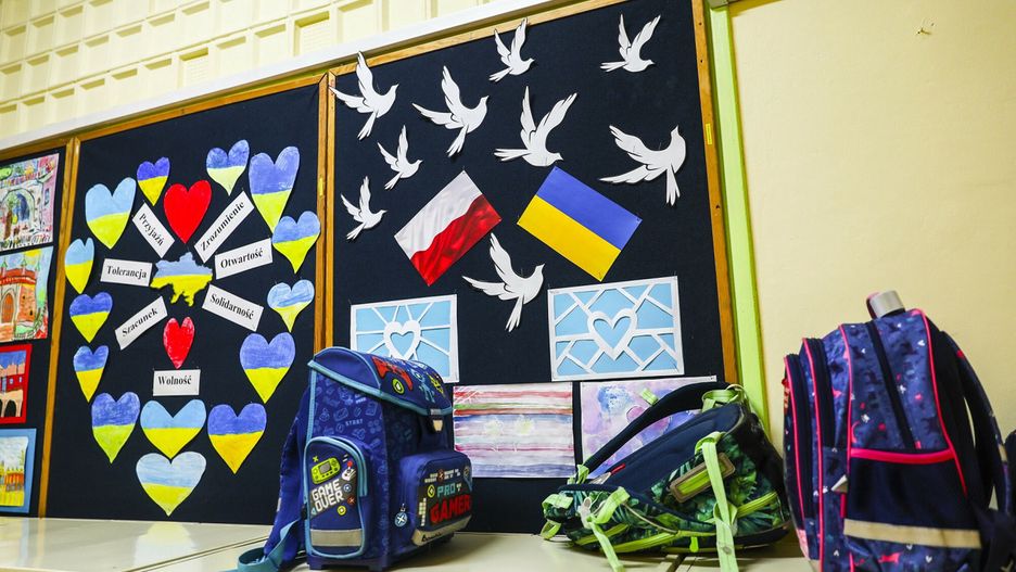 Przyjechała z Ukrainy. Uczennicy kazano zmienić kolor włosów