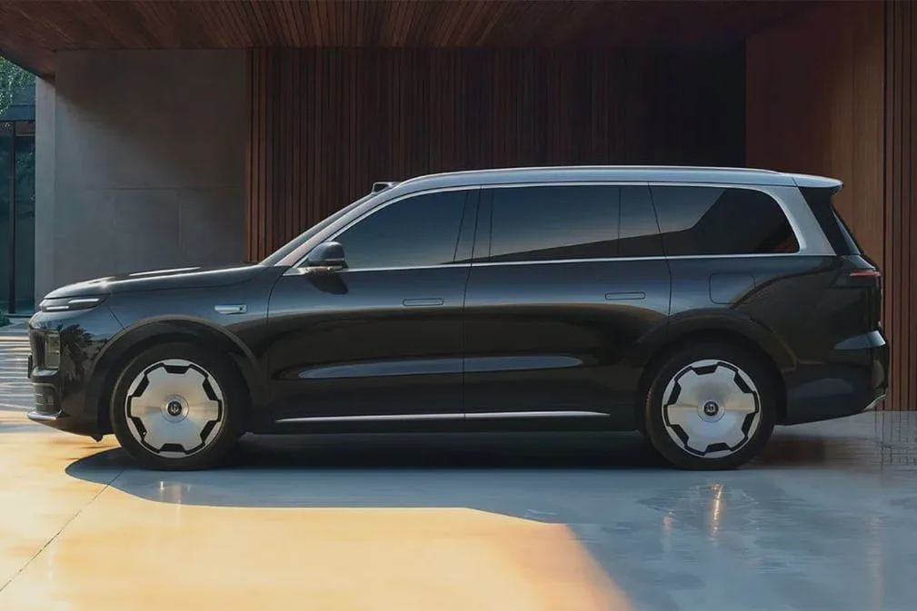 Leapmotor D19 to luksusowy SUV konkurujący m.in. z Mercedesem GL