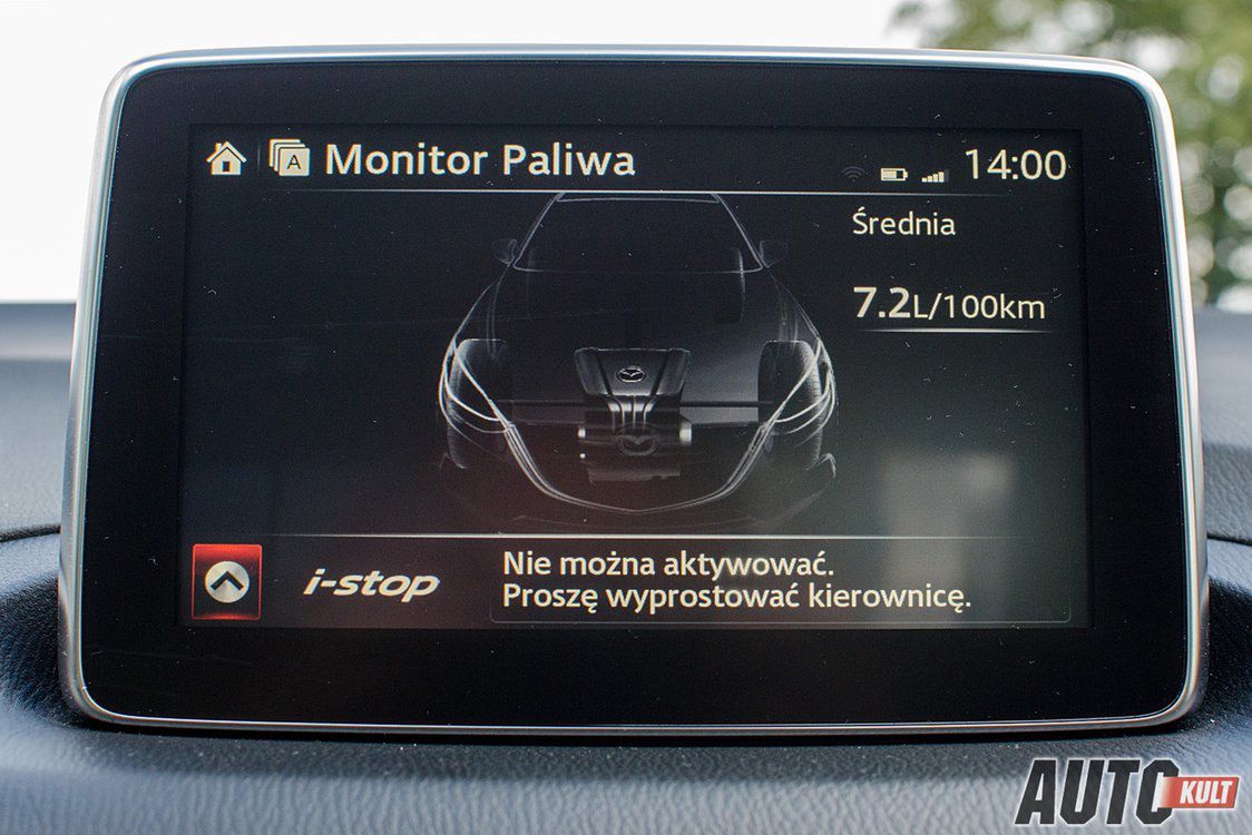 Wbrew pozorom, komunikat ma sens. Start&Stop wyłącza silnik, więc także elektryczne wspomaganie. Zatem w tym przypadku nie działa, kiedy koła nie są na wprost.