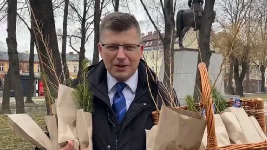 Marcin Warchoł bez maseczki. Minister zdrowia: nie ma to mojej akceptacji