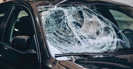 Pokłócił się z kobietą, wyszedł z jej auta. Po chwili doszło do tragedii