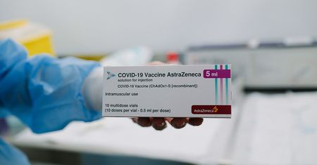 AstraZeneca w opałach? "Badania potwierdzają naszą hipotezę"