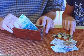 "Polaków czekają głodowe emerytury". Eksperci kreślą czarny scenariusz