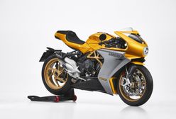 Wygląda jak klasyk, a jest naszpikowany elektroniką. MV Agusta prezentuje nowe Superveloce