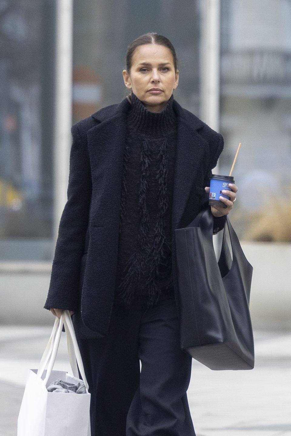 Paulina Sykut-Jeżyna wraca z udanego shoppingu