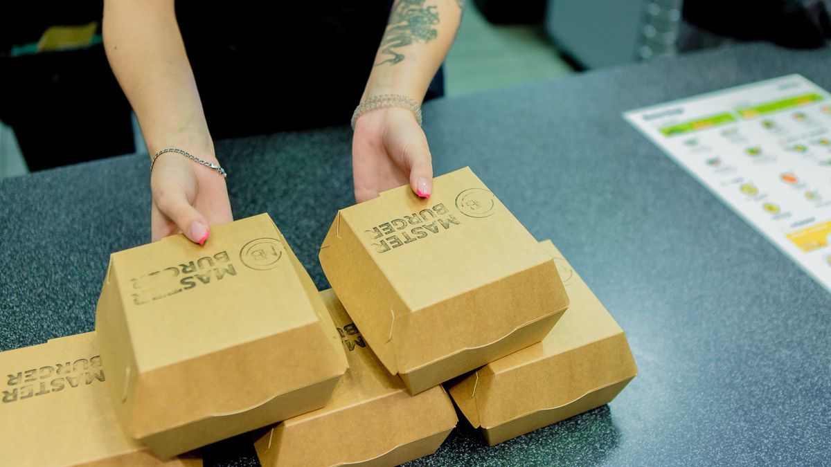 Międzynarodowa sieć fast food, Master Burger, będzie miała swój w Warszawie