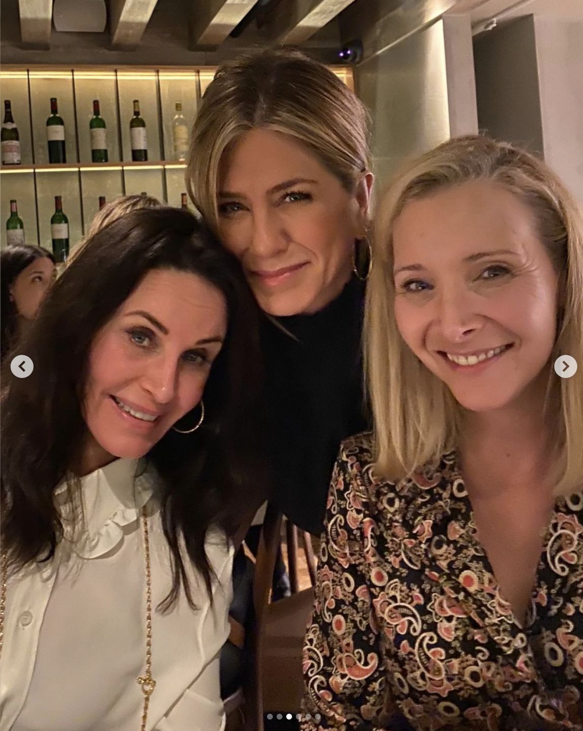 Lisa Kurdow, Courteney Cox i Jennifer Aniston