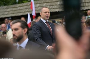 PiS dołuje, Nawrocki rośnie. Prof. Andrzej Nowak o sytuacji na prawicy i rozłamie