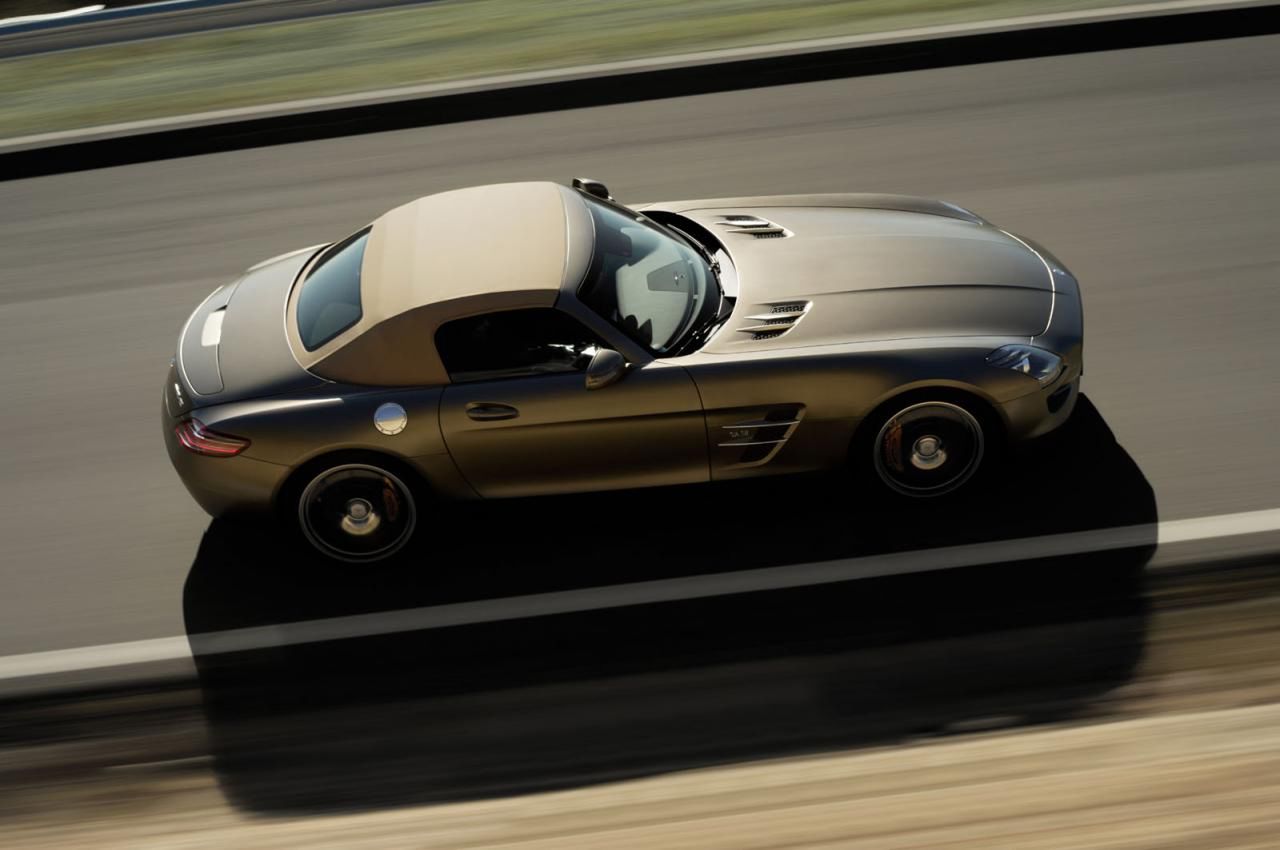 Mercedes-Benz SLS AMG Roadster [megagaleria] 39