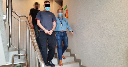 Warszawa. Sami wymierzali sprawiedliwość. Aresztowali i wymusili "grzywnę"