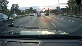 Szaleńcza jazda Audi. Nagranie z Warszawy obiegło internet