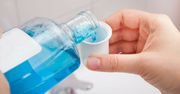 Nowe badania: płyny do płukania jamy ustnej zwiększają ryzyko zachorowania na cukrzycę typu 2