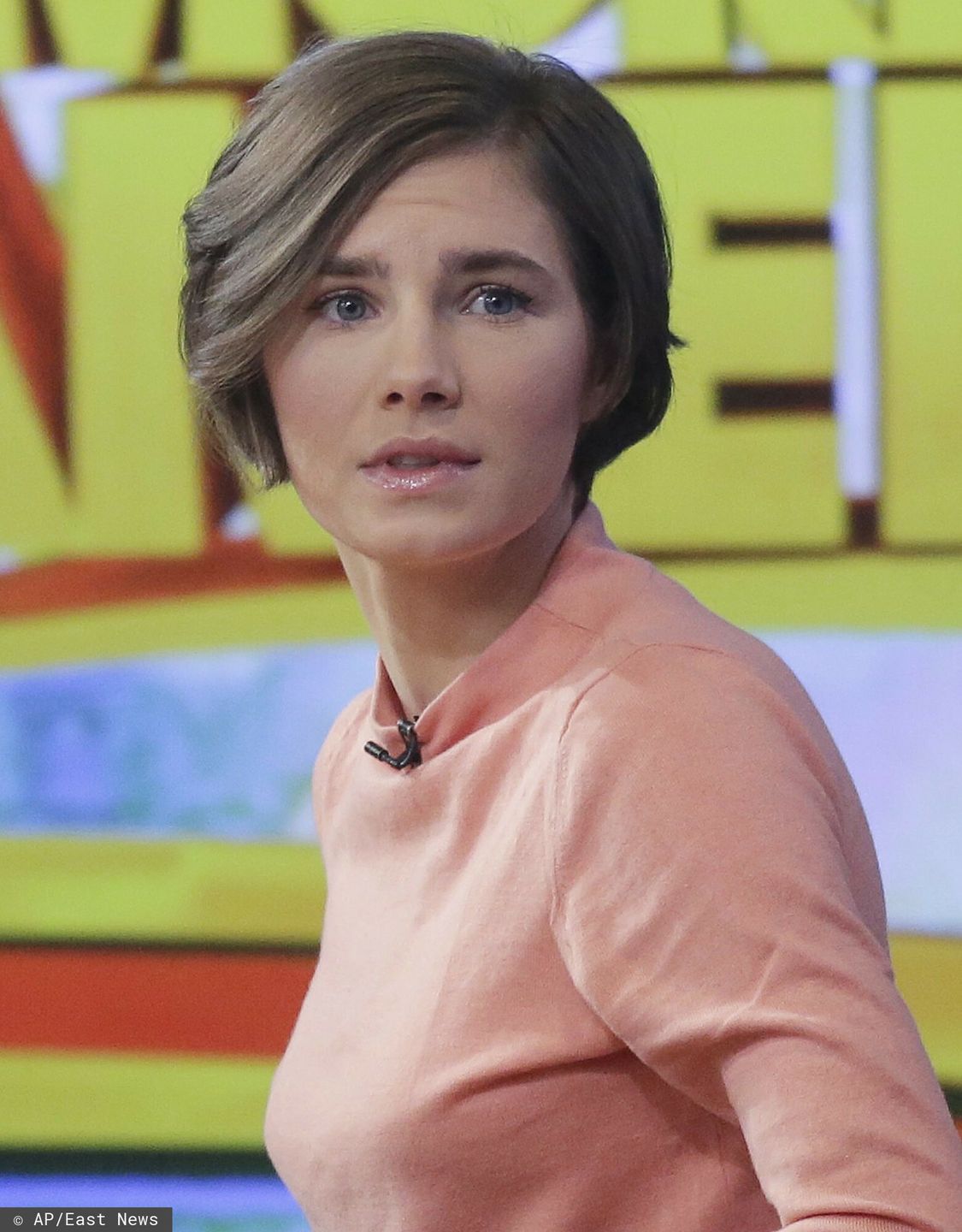 Amanda Knox udziela wywiadu w programie Good Morning AmericaAmanda Knox prepares to leave the set following a television interview, Friday, Jan. 31, 2014 in New York. Knox said she will fight the reinstated guilty verdict against her and an ex-boyfriend in the 2007 slaying of a British roommate in Italy and vowed to "never go willingly" to face her fate in that country's judicial system . "I'm going to fight this to the very end," she said in an interview with Robin Roberts on ABC's "Good Morning America." (AP Photo/Mark Lennihan)AP