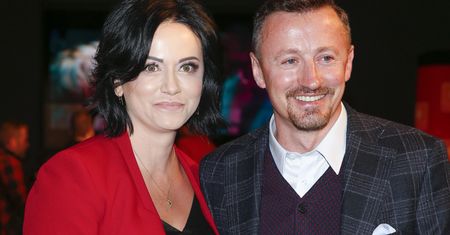 Wyjechali do Chorwacji. Odważne zdjęcie Izy robi w sieci furorę