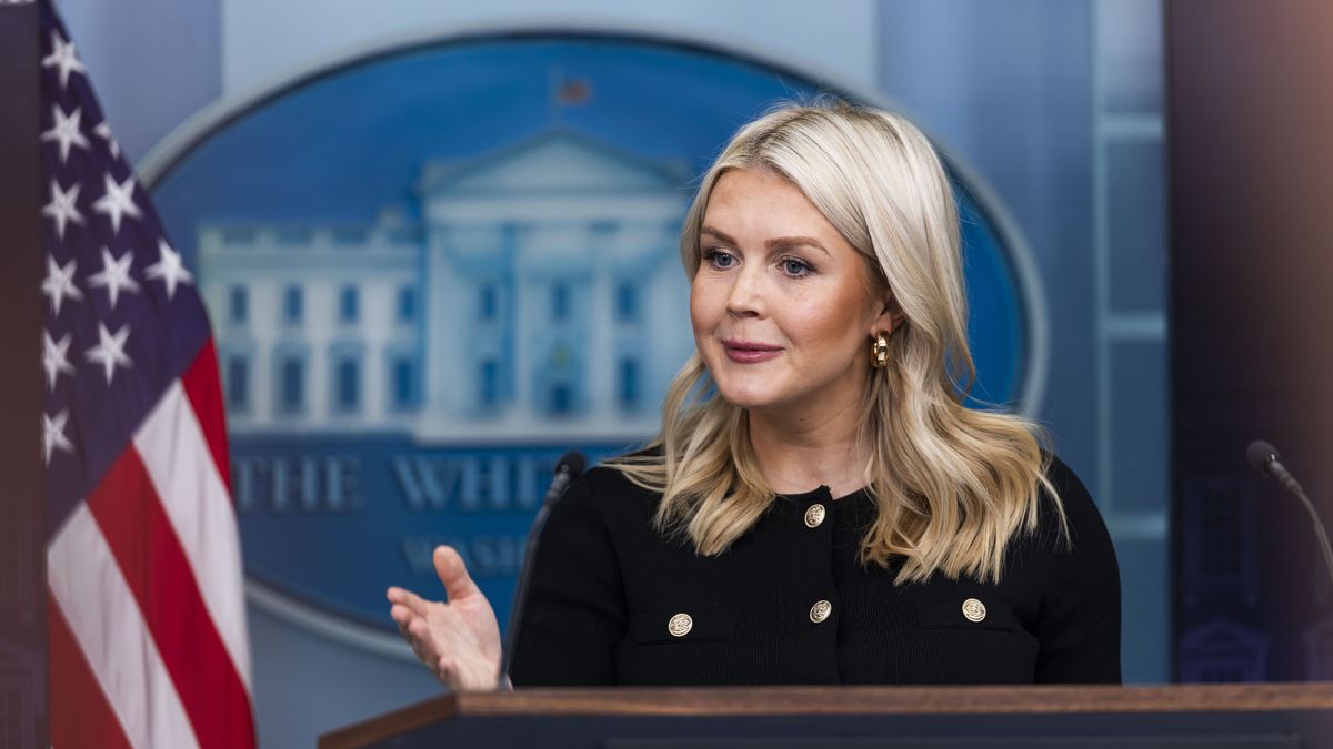 epaselect epa12755359 White House Press Secretary Karoline Leavitt speaks to reporters in the briefing room of the White House in Washington, DC, USA, 18 February 2026. Leavitt spoke about the partial government shutdown, as well as the growing humanitarian crisis in Cuba. EPA/JIM LO SCALZO Dostawca: PAP/EPA.