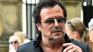 Został ojcem w wieku 19 lat. Bartosz Opania miał burzliwą młodość