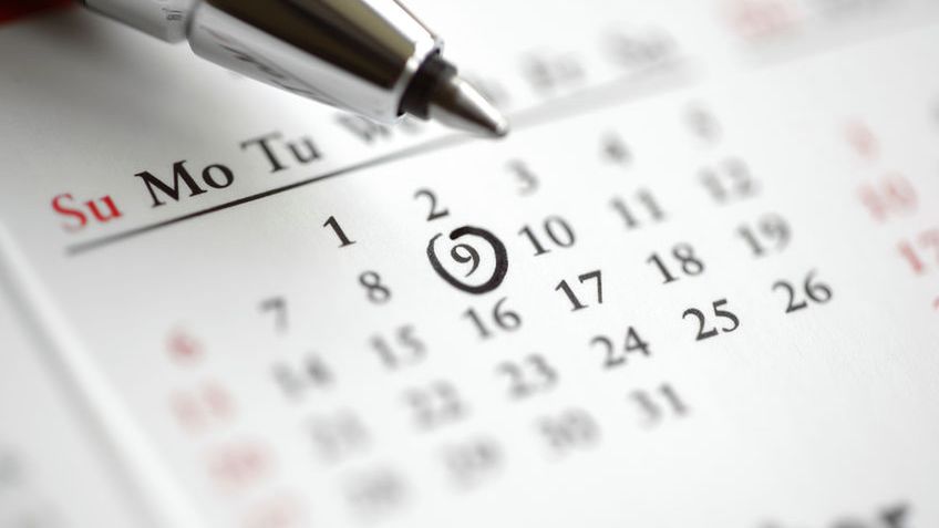 Jak wyliczyć dni płodne – charakterystyka, objawy owulacji, sposoby