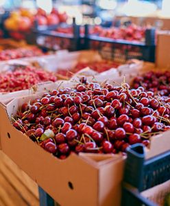 Czereśniowa drożyzna i "morelowy głód". Bardzo trudna sytuacja