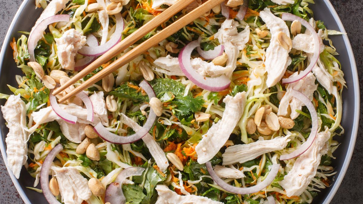 Sałatka z młodej kapusty