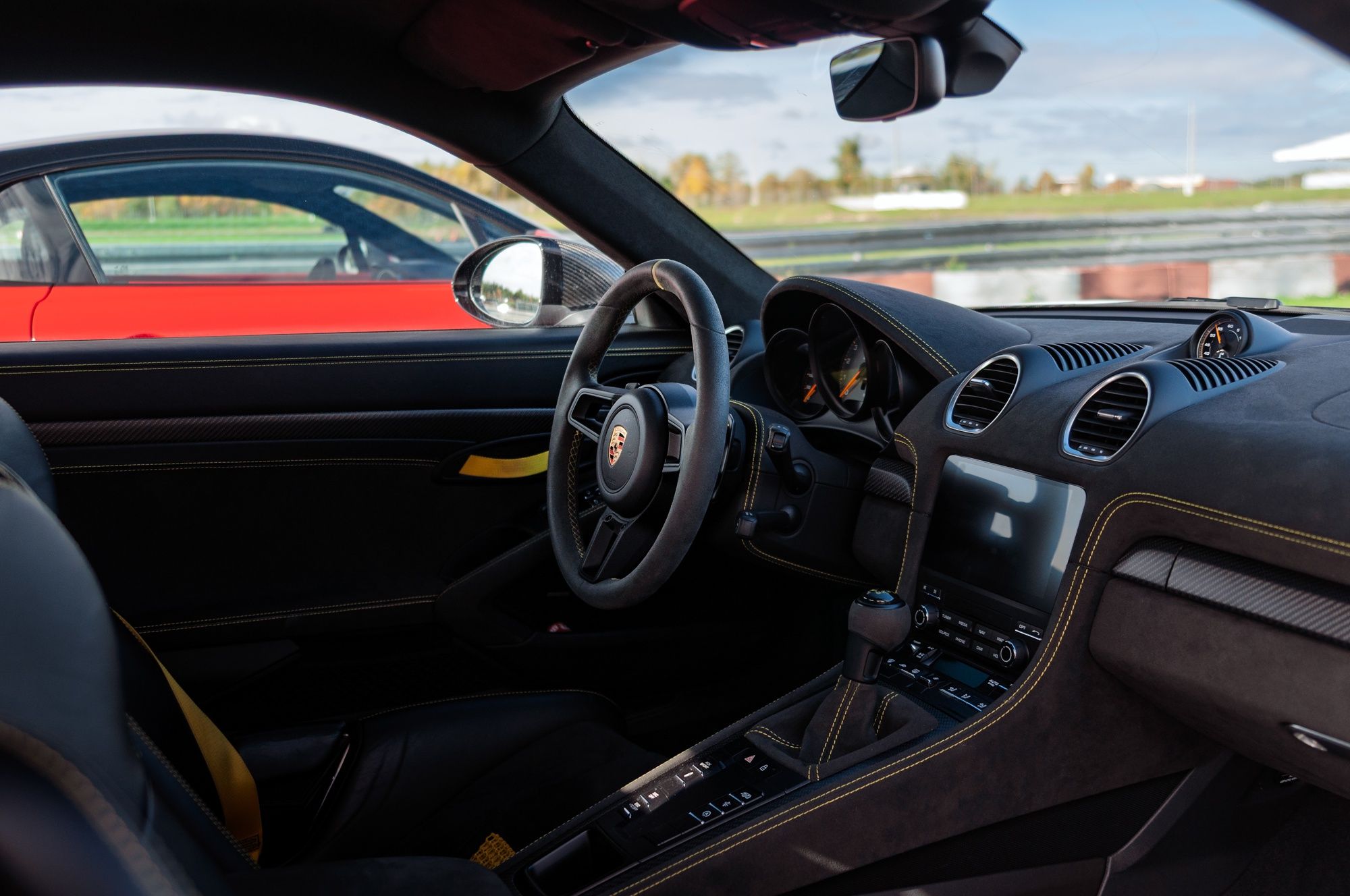 Porsche 718 Cayman GT4 RS (2025)