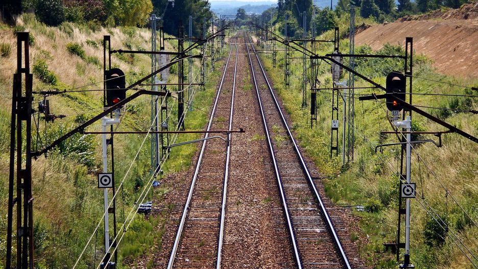 Nowa linia kolejowa do Pyrzowic ma być gotowa do 2023 r. 