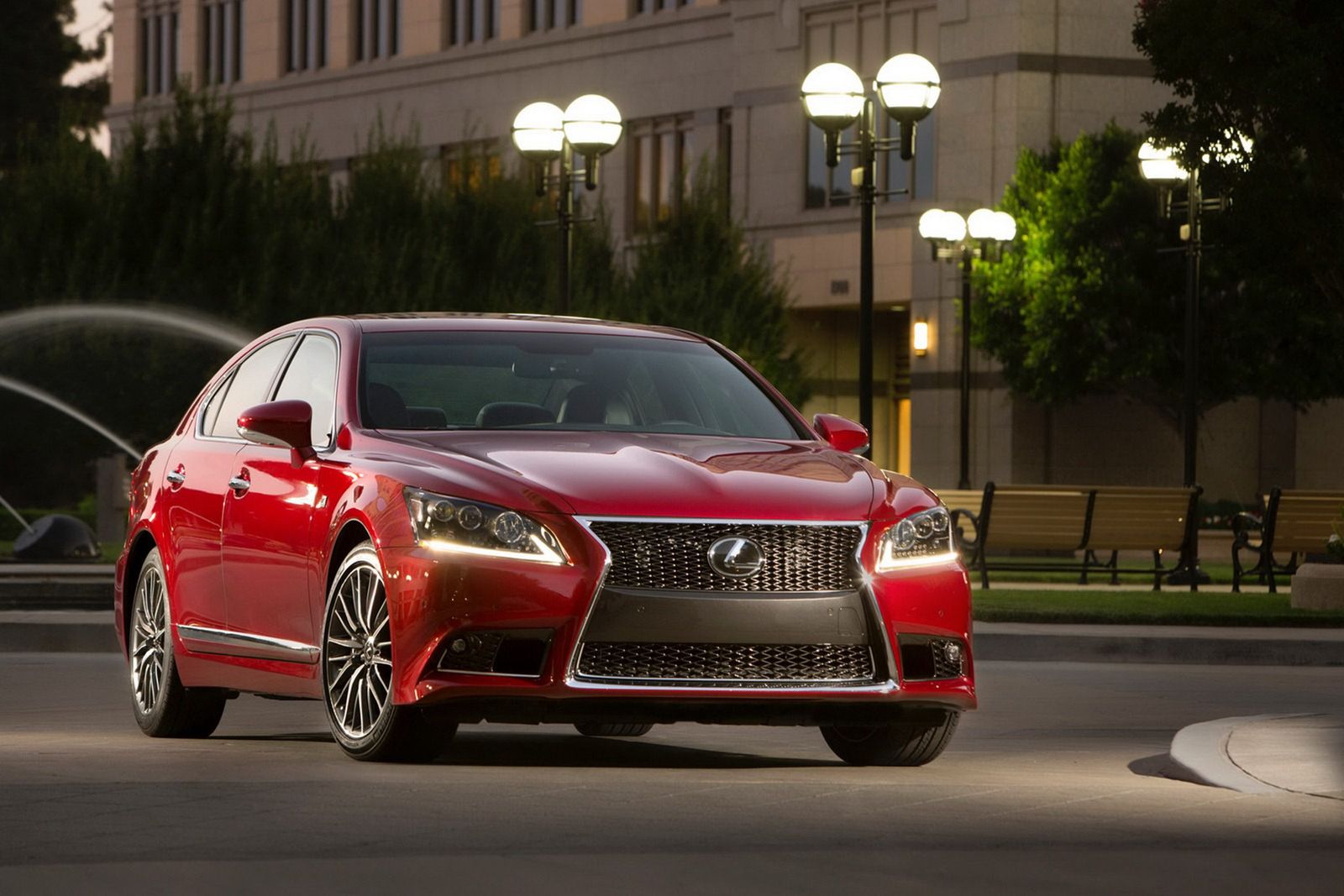 Lexus LS460, LS460 F-Sport oraz LS600h L [galeria] 47