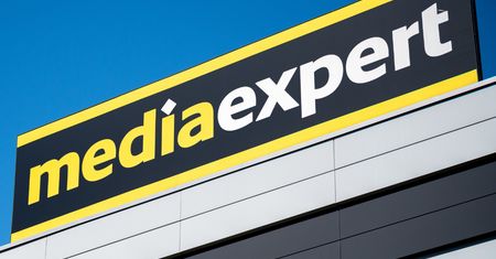 Media Expert mocno obniżył ceny. Telewizor za 2499 zł
